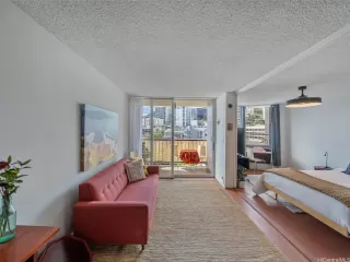 Photo #4: 202521349 Listing 