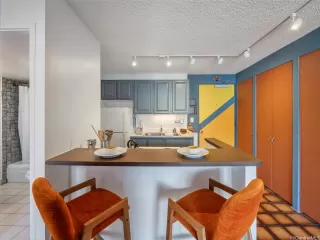 Photo #5: 202521349 Listing 