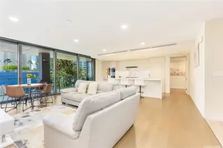 Photo #2: 202521355 Listing 