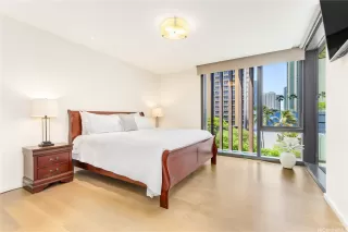 Photo #6: 202521355 Listing 