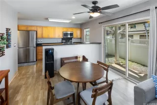 Photo #4: 202521360 Listing