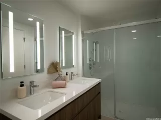 Photo #3: 202521379 Listing 