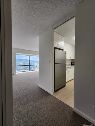 Photo #2: 202521391 Listing 