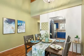 Photo #2: 202521402 Listing 