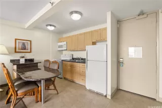 Photo #3: 202521404 Listing 