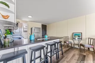 Photo #2: 202521439 Listing 