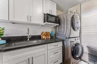 Photo #6: 202521439 Listing 