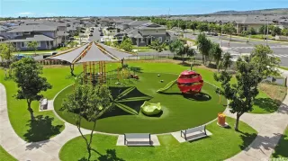 Photo #2: 202521452 Listing 