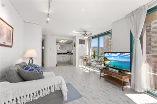 Photo #4: 202521502 Listing 