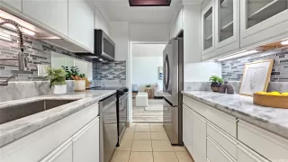 Photo #5: 202521510 Listing 