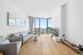 Photo #2: 202521516 Listing 