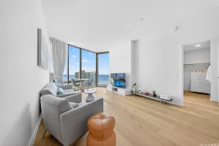 Photo #5: 202521516 Listing 