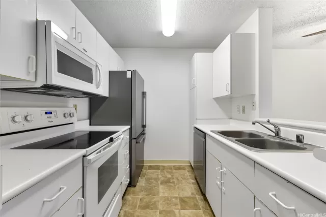 MLS: 202521517 Condo For Sale