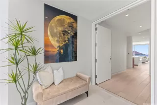 Photo #2: 202521519 Listing 