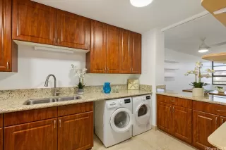 Photo #5: 202521543 Listing 