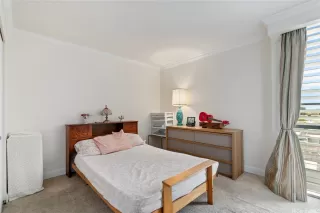 Photo #5: 202521545 Listing 