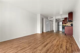 Photo #5: 202521552 Listing 