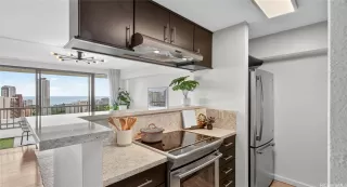 Photo #6: 202521556 Listing 