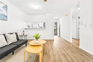 Photo #3: 202521596 Listing 