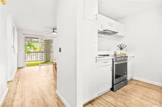 Photo #6: 202521596 Listing 