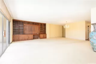 Photo #6: 202521618 Listing 