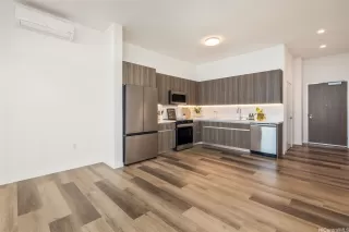 Photo #4: 202521674 Listing 