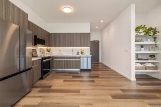 Photo #6: 202521674 Listing 