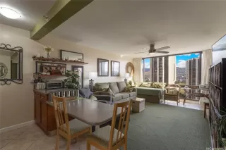 Photo #2: 202521747 Listing 