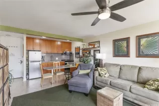 Photo #4: 202521747 Listing 