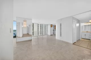 Photo #2: 202521765 Listing 