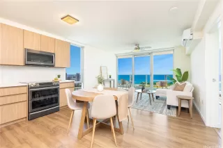 Photo #5: 202521772 Listing 