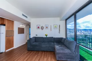 Photo #3: 202521776 Listing 