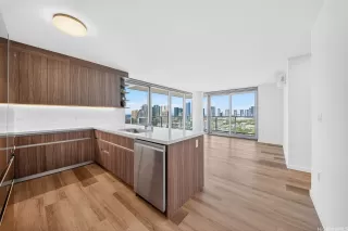 Photo #4: 202521806 Listing 