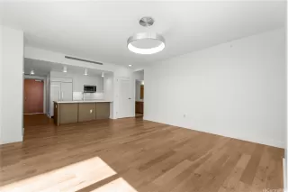 Photo #3: 202521822 Listing 