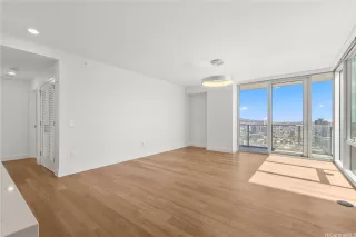 Photo #4: 202521822 Listing 