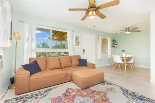 Photo #3: 202521823 Listing 