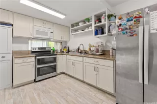 Photo #2: 202521844 Listing 