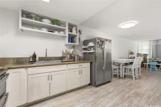 Photo #3: 202521844 Listing 