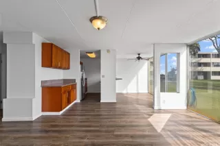 Photo #3: 202521848 Listing 