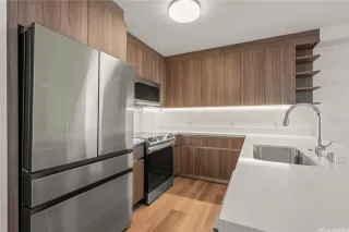 Photo #5: 202521855 Listing 