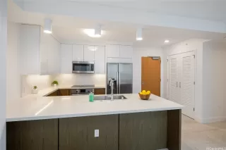 Photo #3: 202521874 Listing 