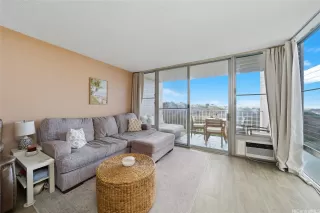 Photo #4: 202521924 Listing 