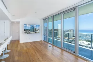 Photo #4: 202521926 Listing 