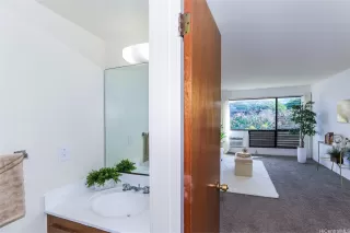 Photo #4: 202521937 Listing 