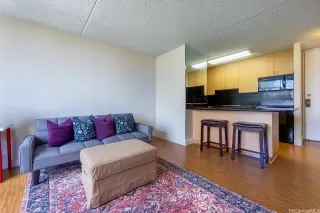 Photo #3: 202521979 Listing 