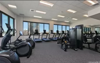 Photo #5: 202521982 Listing 