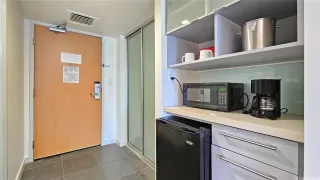 Photo #5: 202521984 Listing 