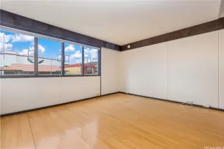 Photo #3: 202521986 Listing 