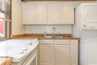 Photo #6: 202521986 Listing 