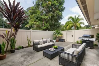 Photo #2: 202521996 Listing